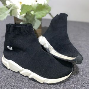 Speed sneakers size  3 gently used!